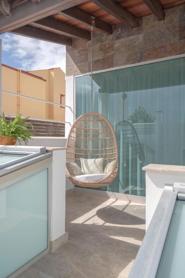 The Moss - Luxury Villa In Corralejo Near The Beach Exterior photo
